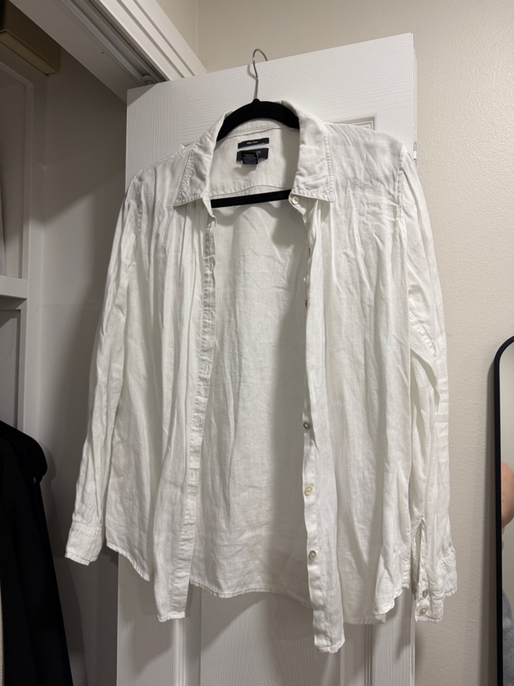 Jones & Co White 100% Linen Button-Up Top